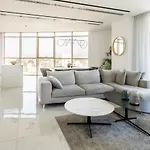 Appartamento 360 - Luxury Panoramic View Nicosia