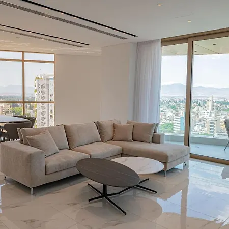 360 - Luxury Panoramic View *